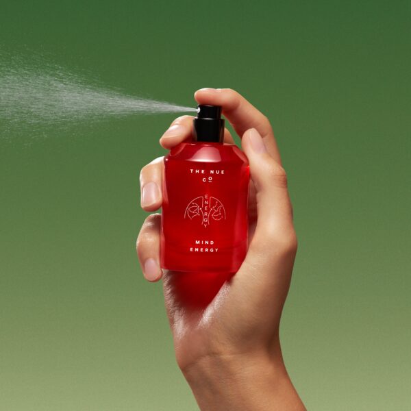 The Nue Co. MIND ENERGY Functional Fragrance Eau de Parfum - Perfumy funkcjonalne. Suplement w zapachu. Zapach funkcjonalny.  | Adaptogeny | Suplementy na energię i wytrzymałość | Suplementy na pamięć i koncentrację | Suplementy w zapachu | The Nue Co. | Zapachy funkcjonalne | Nowości | Suplementy Wellness | Suplementy wegańskie